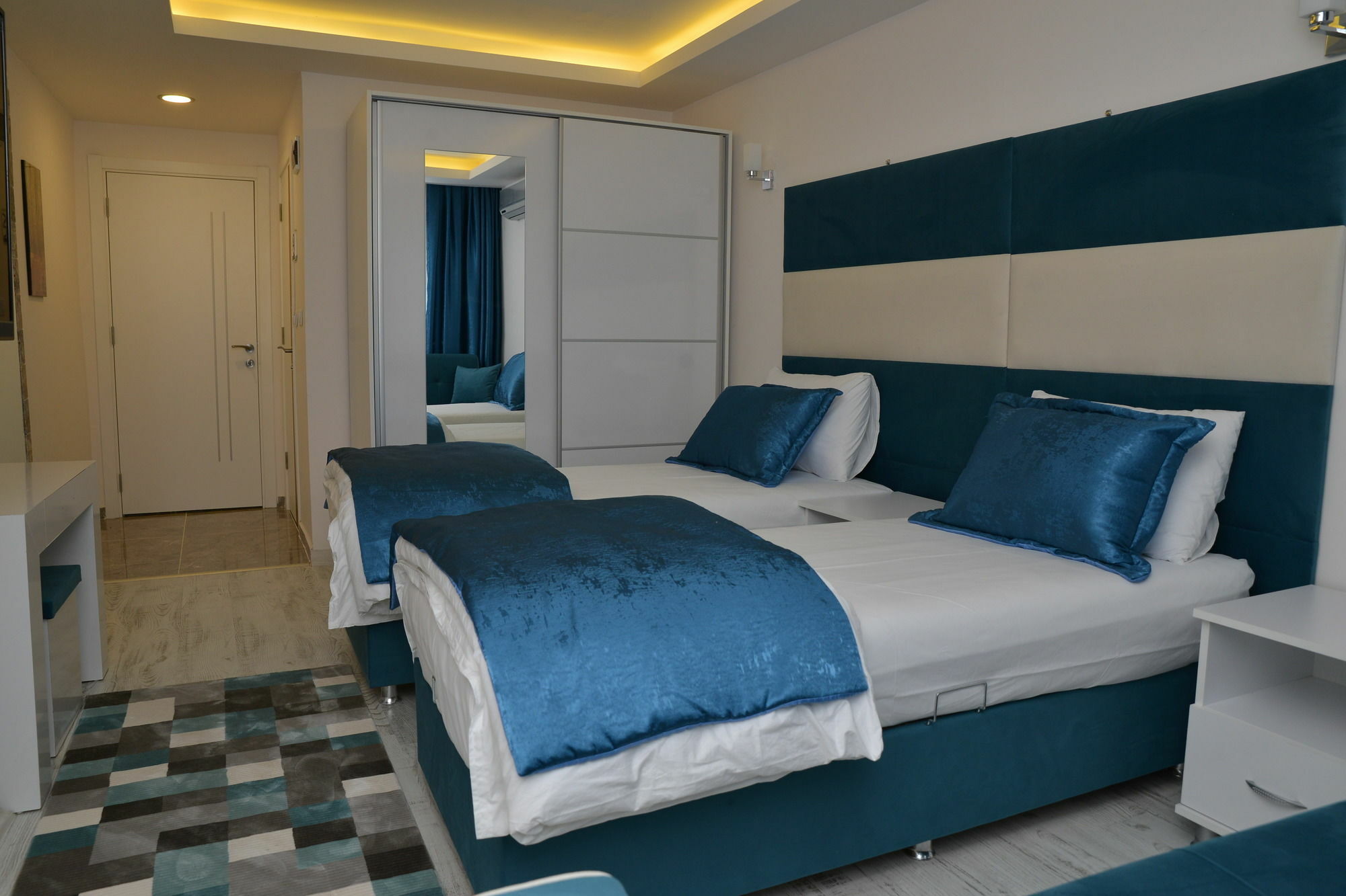 Deep Hotel Istanbul Exteriör bild