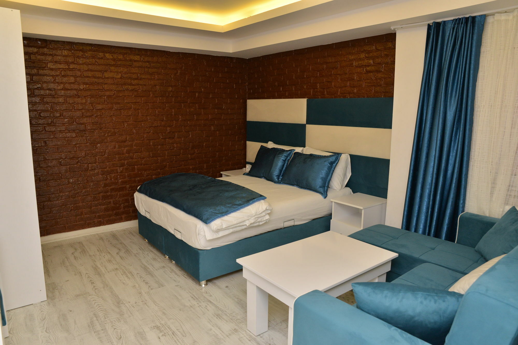 Deep Hotel Istanbul Exteriör bild
